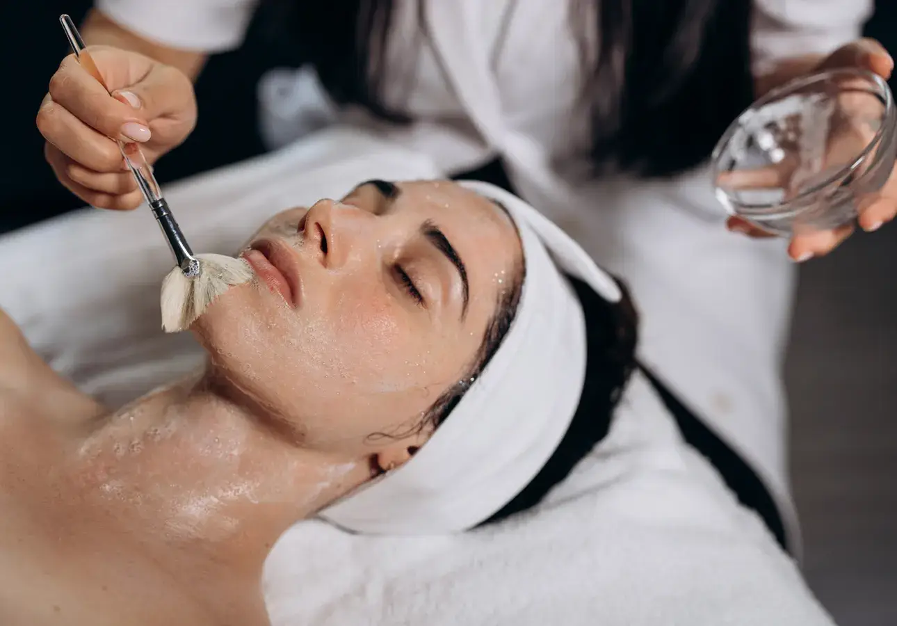 Youthful Aesthetics Signature Facial
